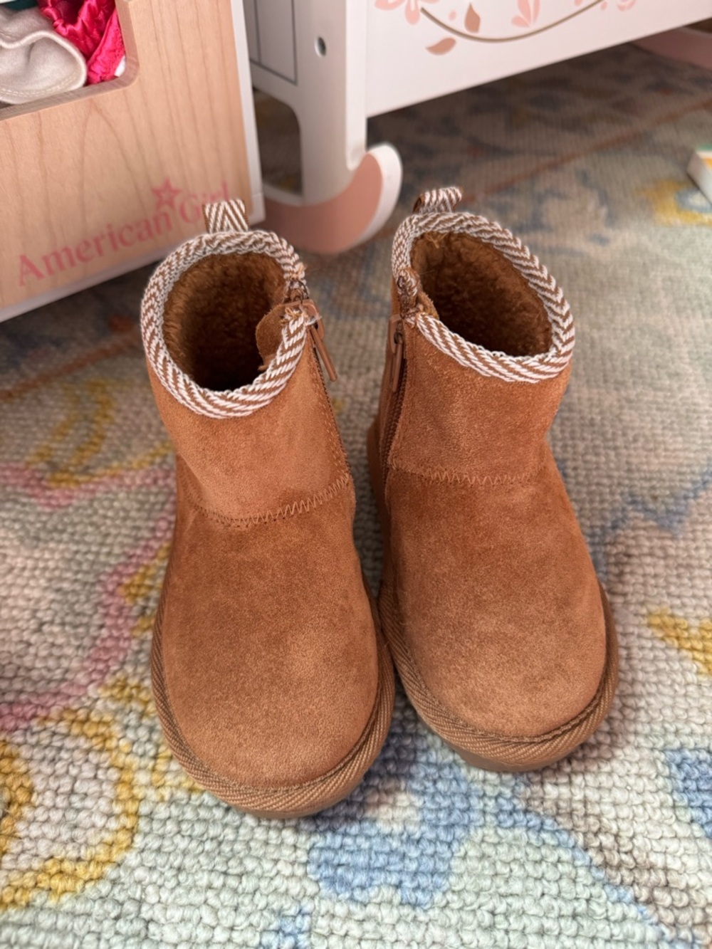 BearPaw Kids Suede Ankle Boots in Chestnut